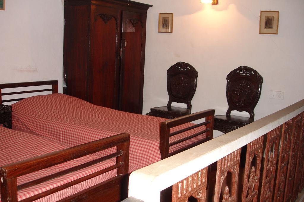 Bed and Breakfast The Red House Утакаманд Номер фото