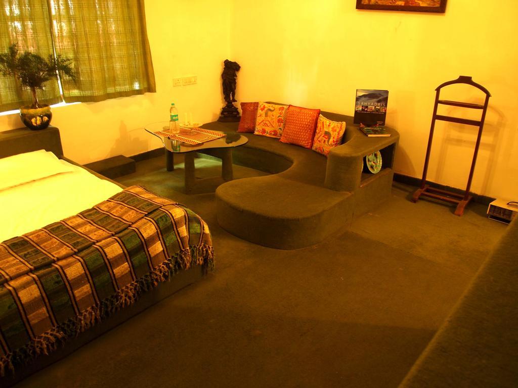 Bed and Breakfast The Red House Утакаманд Номер фото